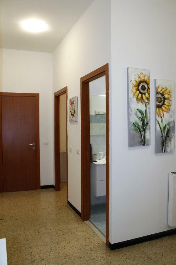 Down Town Cesar Apartman La Spezia Kültér fotó