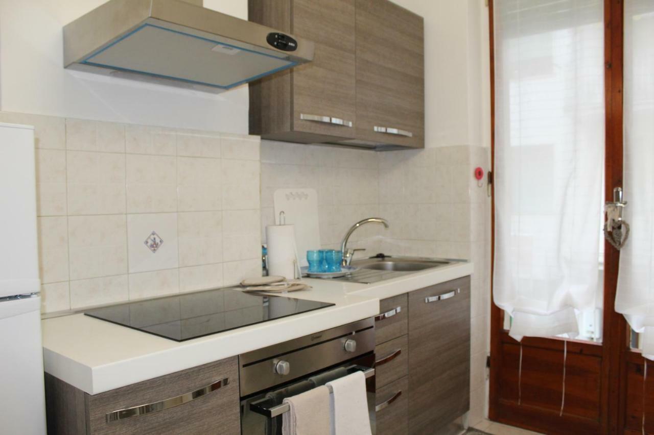 Down Town Cesar Apartman La Spezia Kültér fotó