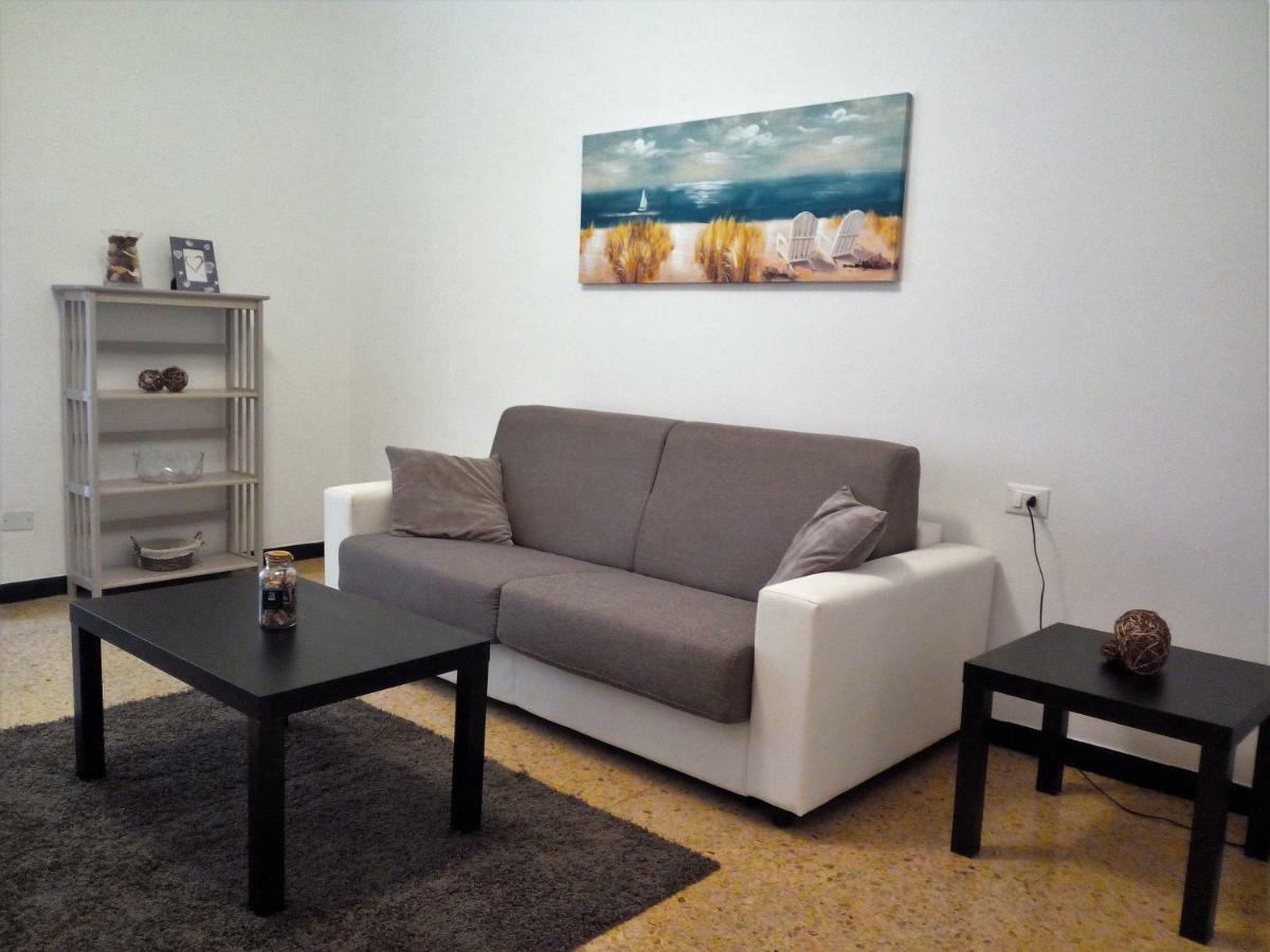 Down Town Cesar Apartman La Spezia Kültér fotó