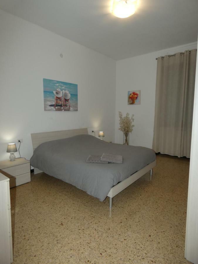 Down Town Cesar Apartman La Spezia Kültér fotó